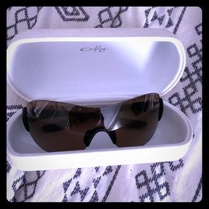 Oakley 00 Miss Conduct polarized